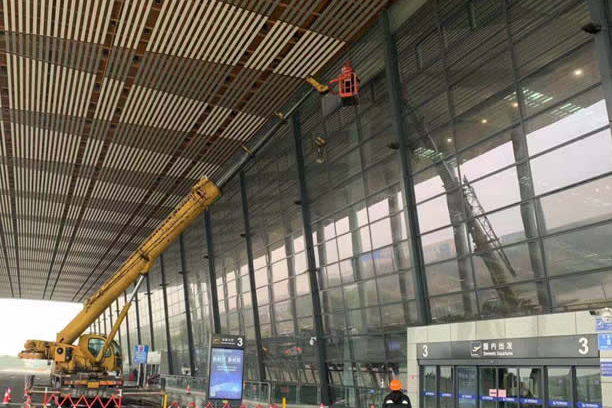 肇庆玻璃幕墙维护和保养